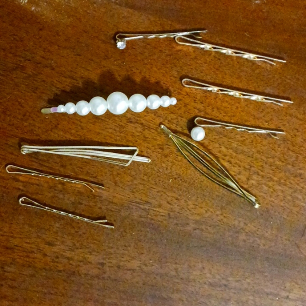 Women's Gold Bobbi Pin Set